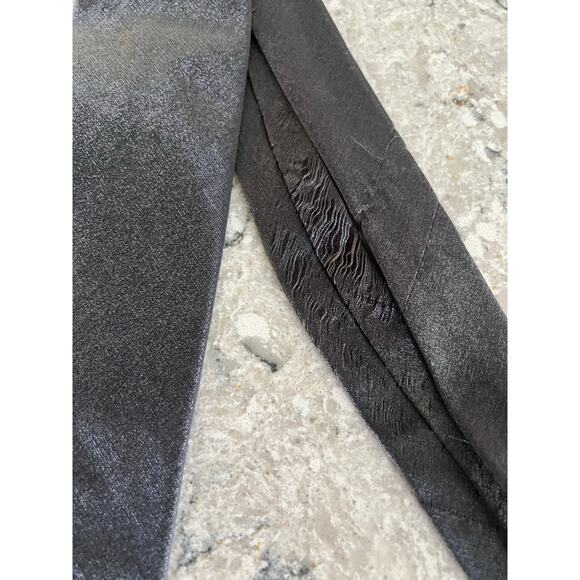 Alfani Men's Neck Tie Silk Blend Made in Italy Shimmering Gray JL - Picture 6 of 8